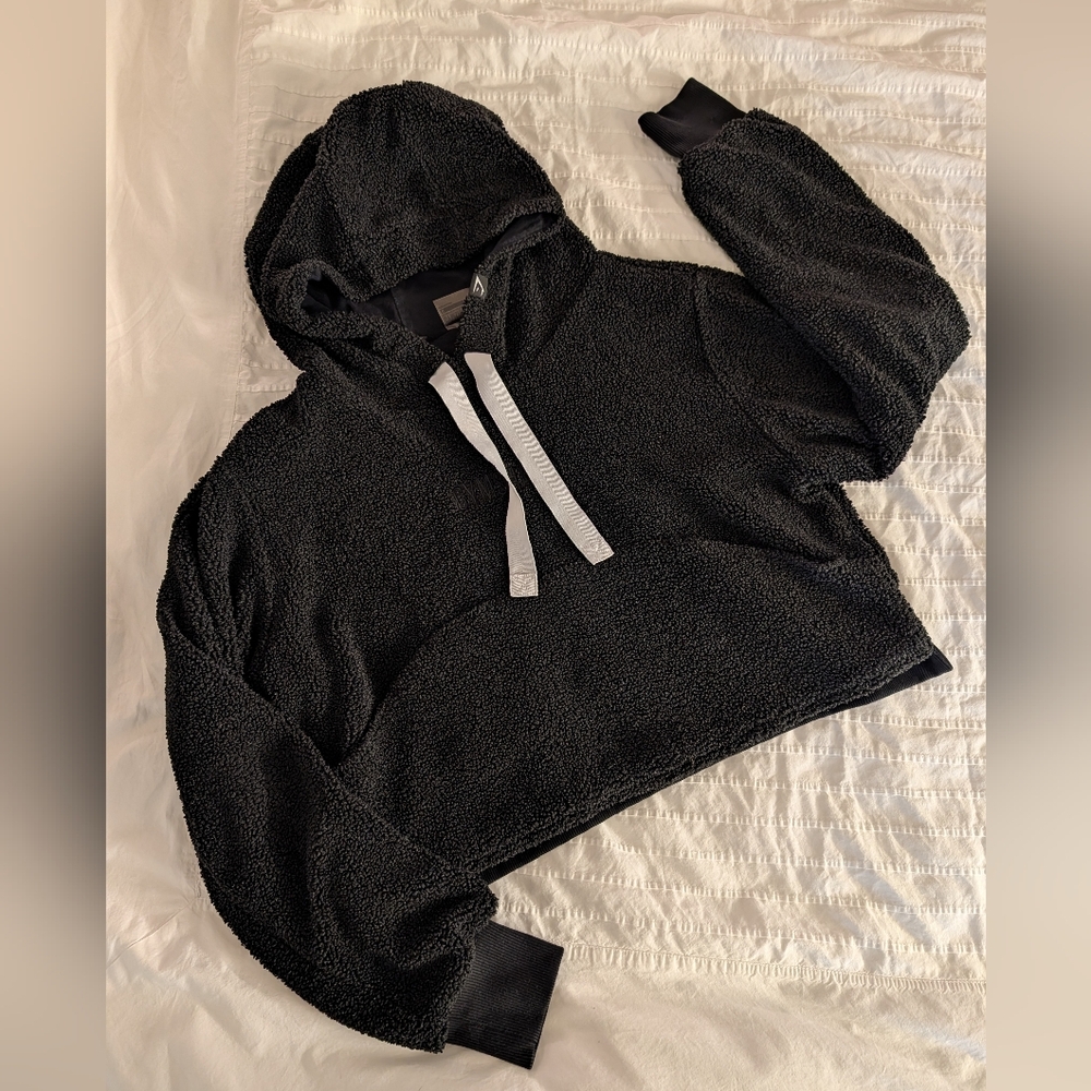 Gymshark Borg Crop Pullover Fleece Sherpa Cropped Hoodie